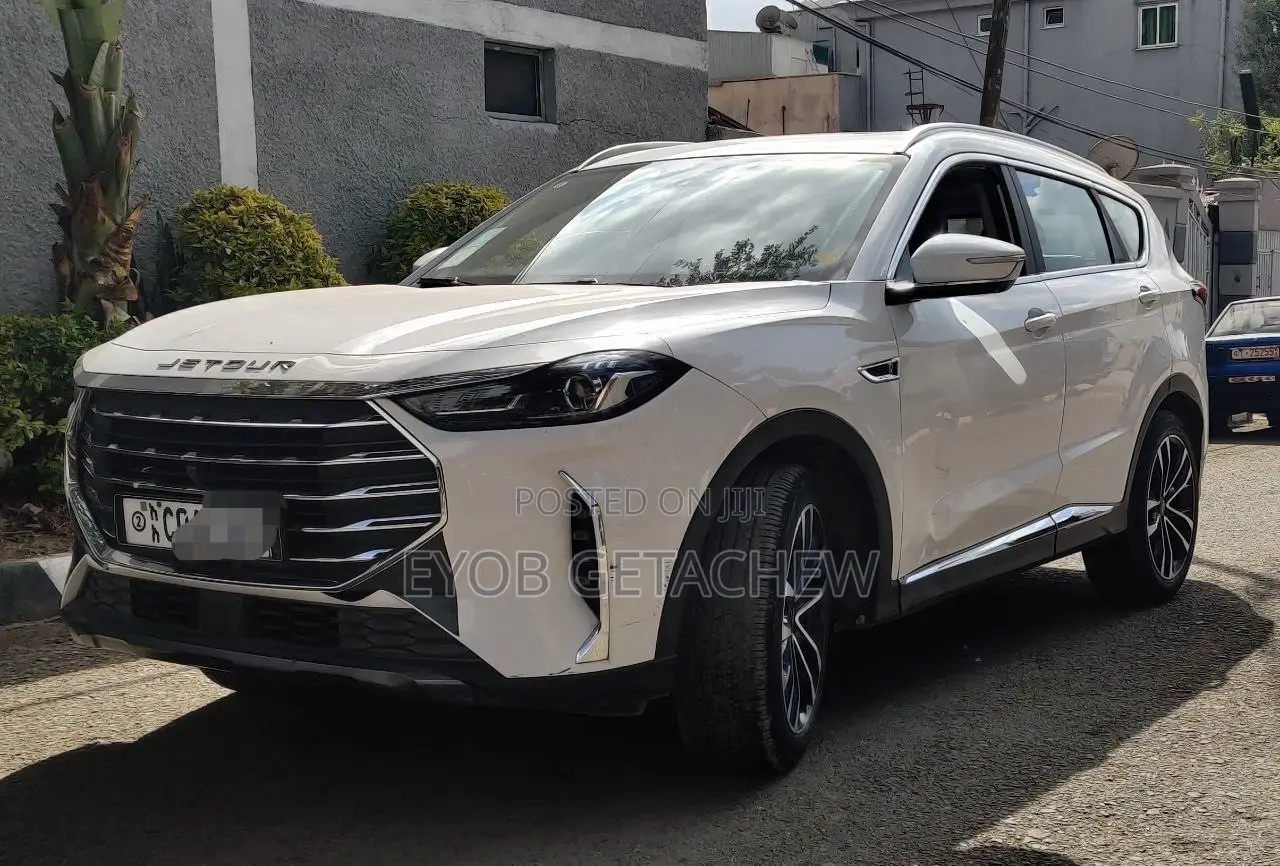 Jetour X70 Plus 2022 White