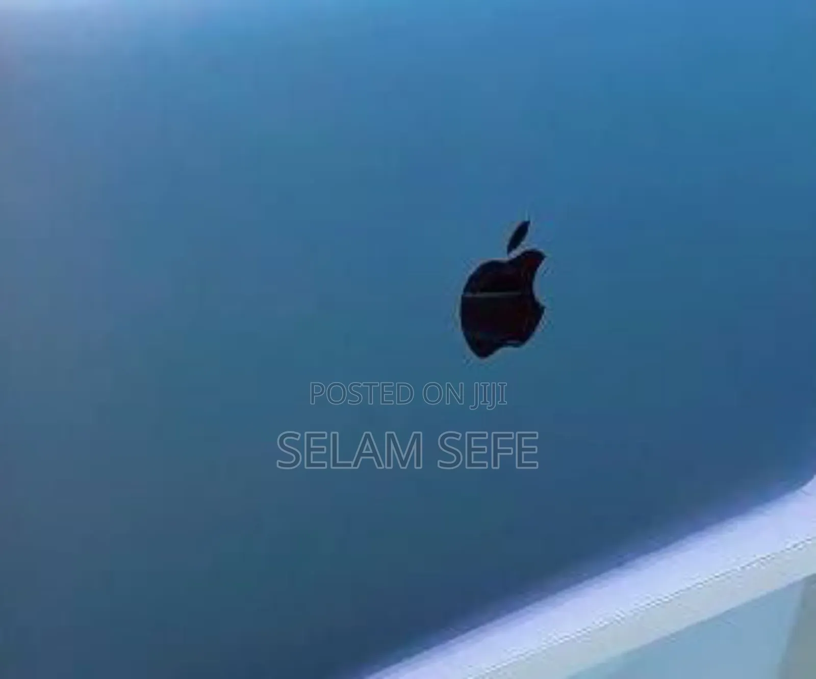 New Laptop Apple MacBook Air 2020 M1 8GB Apple M1 SSD 256GB