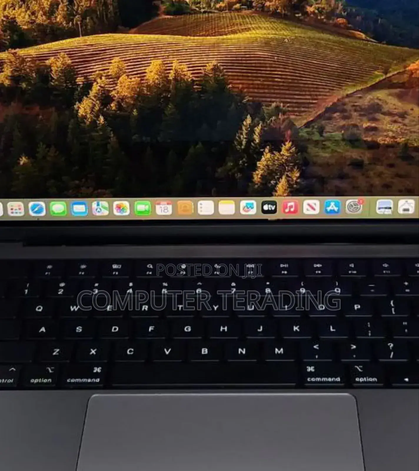 New Laptop Apple MacBook Pro M1 16GB Apple M1 Pro SSD 512GB