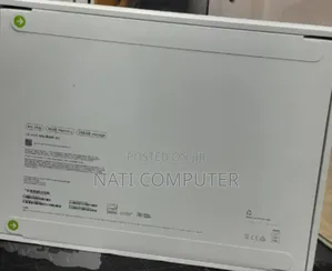 New Laptop Apple MacBook Air 2025 M4 13-Inch 16GB Apple M4 SSD 256GB