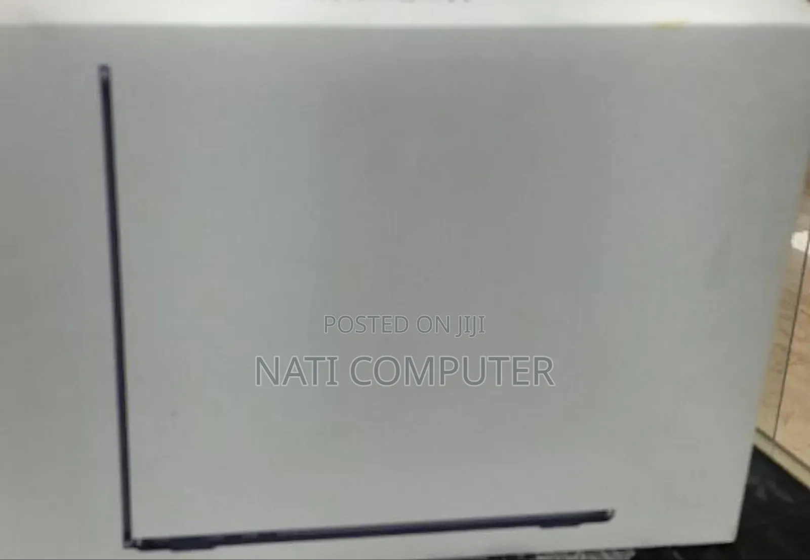 New Laptop Apple MacBook Air 2025 M4 13-Inch 16GB Apple M4 SSD 256GB