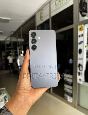 Photo - New Samsung Galaxy S25 256 GB Black