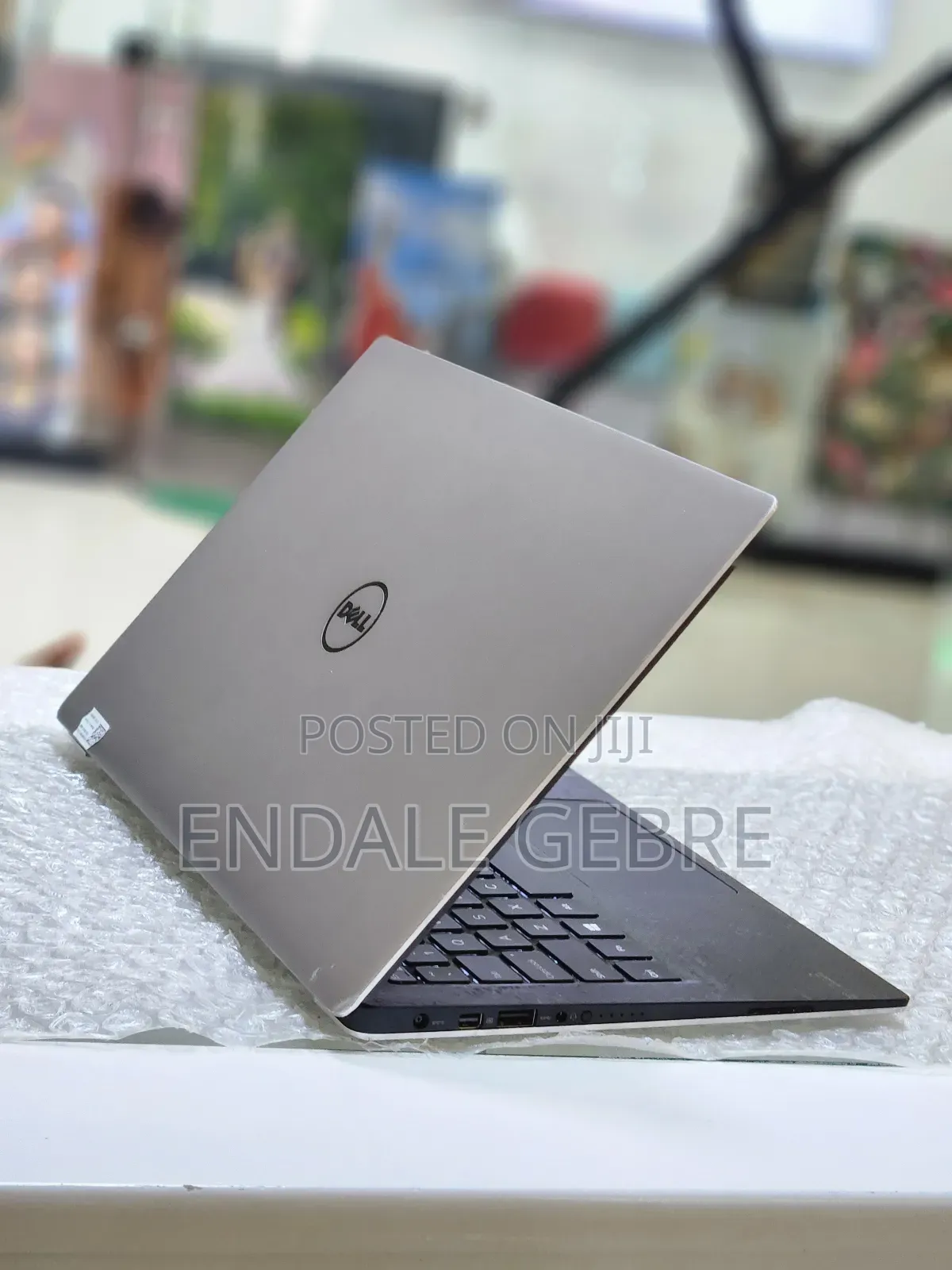 New Laptop Dell XPS 13 8GB Intel Core I7 SSD 256GB