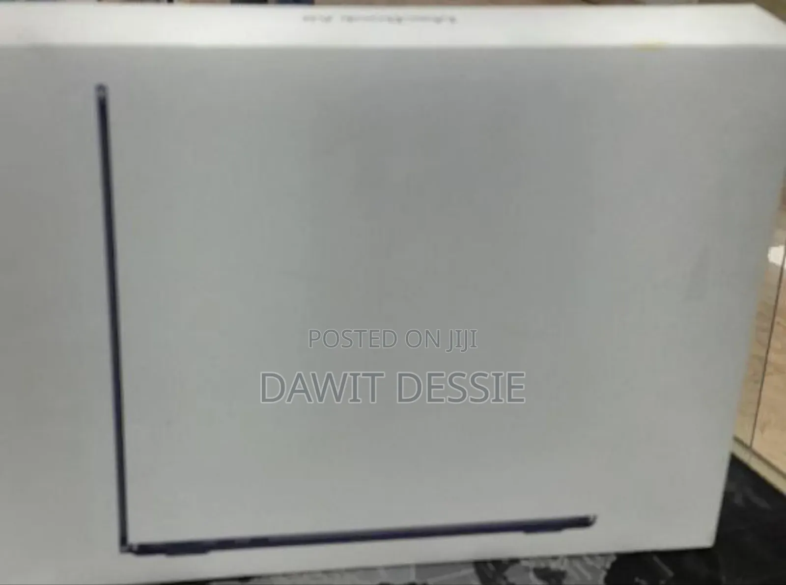 New Laptop Apple MacBook Air 2025 M4 13-Inch 16GB Apple M4 SSD 256GB