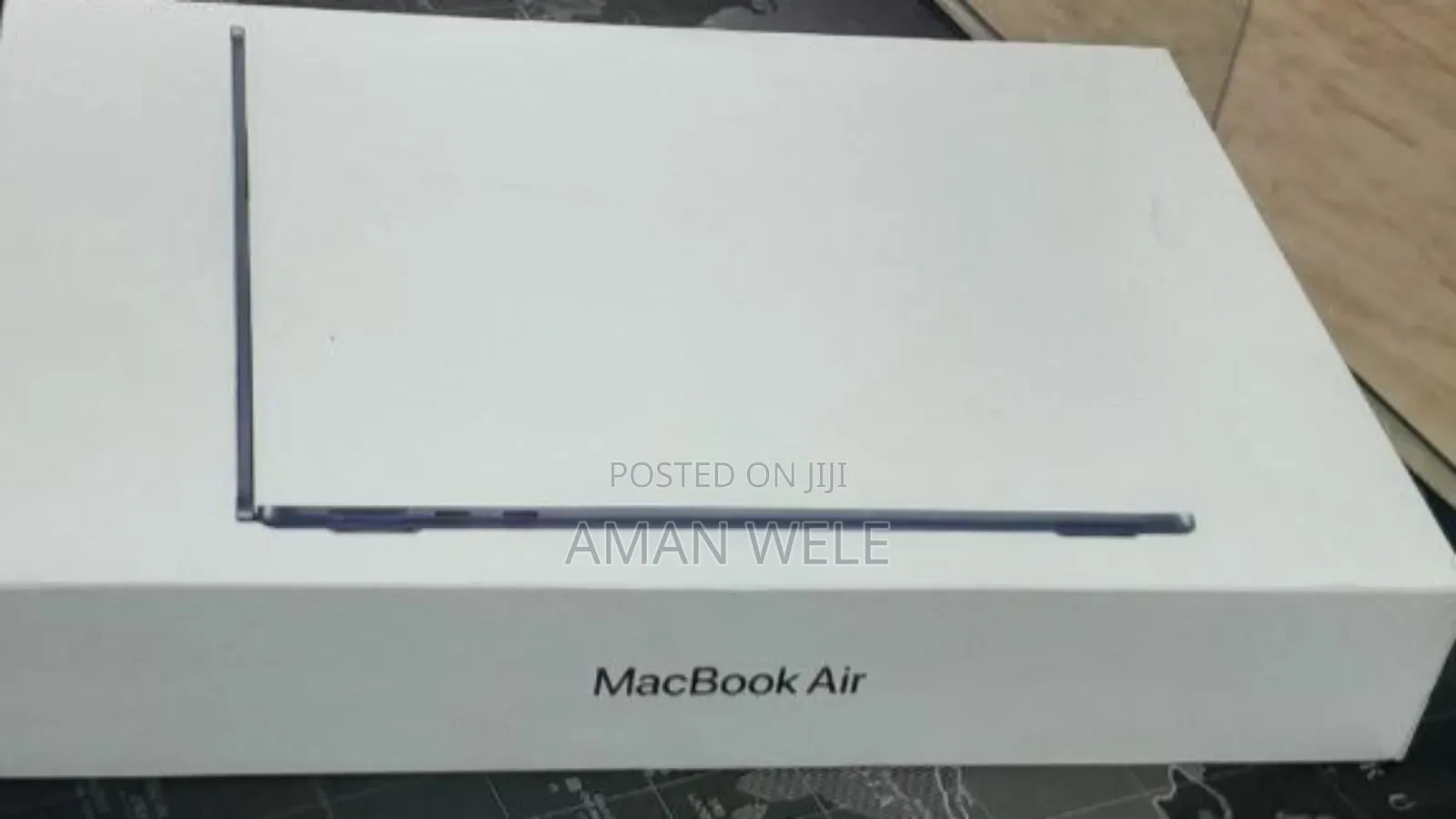 New Laptop Apple MacBook Air 2025 M4 13-Inch 16GB Apple M4 SSD 256GB