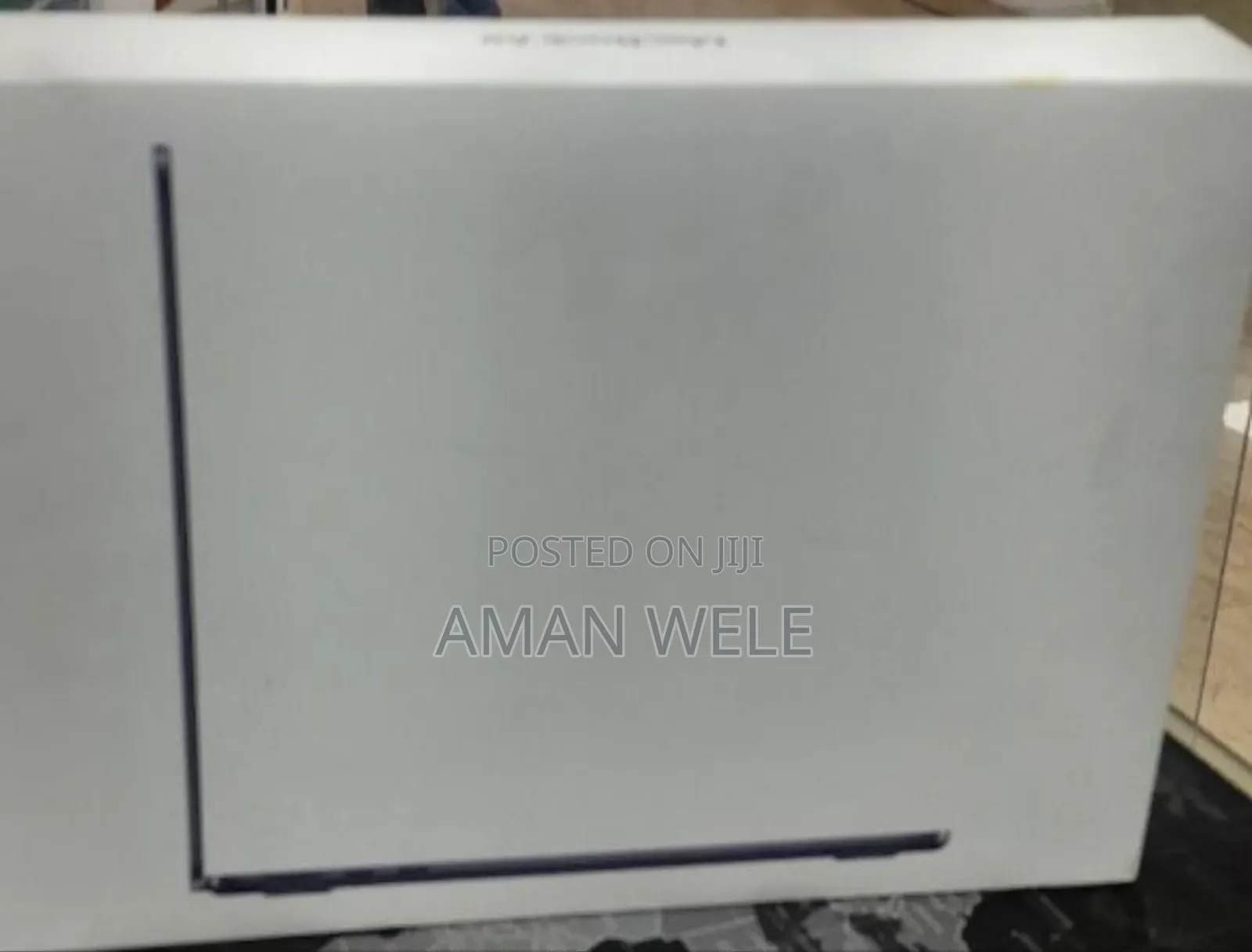 New Laptop Apple MacBook Air 2025 M4 13-Inch 16GB Apple M4 SSD 256GB