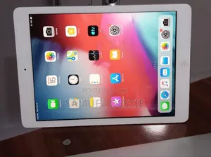 Apple iPad Air 64 GB