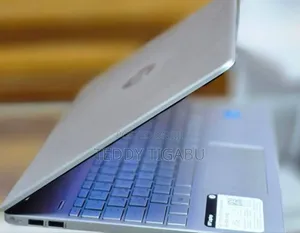 New Laptop HP Stream Notebook 8GB Intel Core I5 SSD 256GB