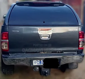 Toyota Hilux 2.5 D-4D Extra Cab 2008 Gray