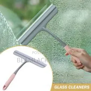 Non-slip Hand-held Plastic Squeegee