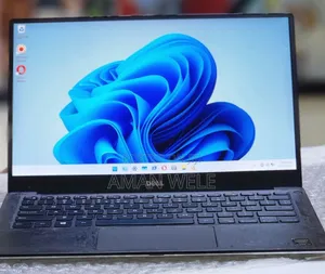 Photo - New Laptop Dell XPS 15 8GB Intel Core I7 SSD 256GB