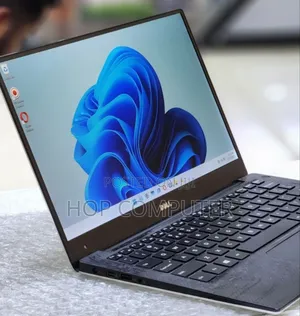 Photo - New Laptop Dell XPS 13 8GB Intel Core I7 SSD 256GB