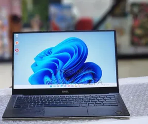 New Laptop Dell XPS 13 8GB Intel Core I7 SSD 256GB