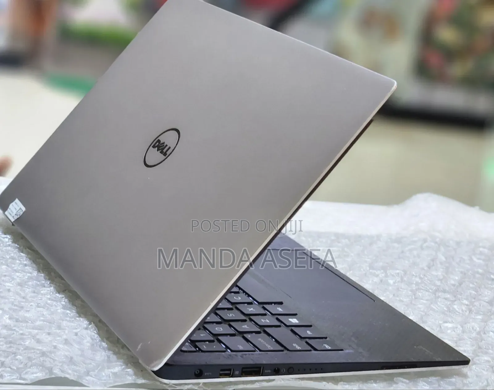 New Laptop Dell XPS 13 8GB Intel Core I7 SSD 256GB