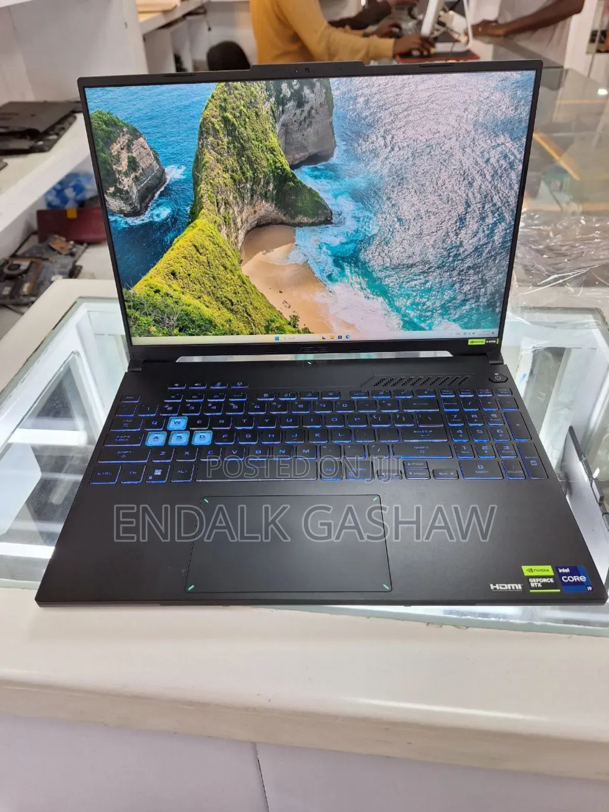 New Laptop Asus ROG Strix G15 16GB Intel Core I9 SSD 1T