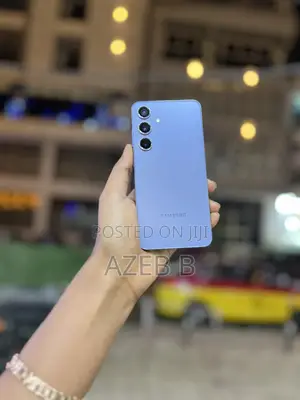 Photo - Samsung Galaxy S24 128 GB Purple