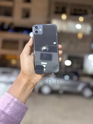 Photo - Apple iPhone 11 128 GB Black
