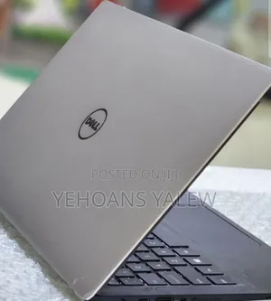 New Laptop Dell XPS 13 8GB Intel Core I7 SSD 256GB