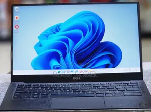 New Laptop Dell XPS 13 8GB Intel Core I5 SSD 256GB