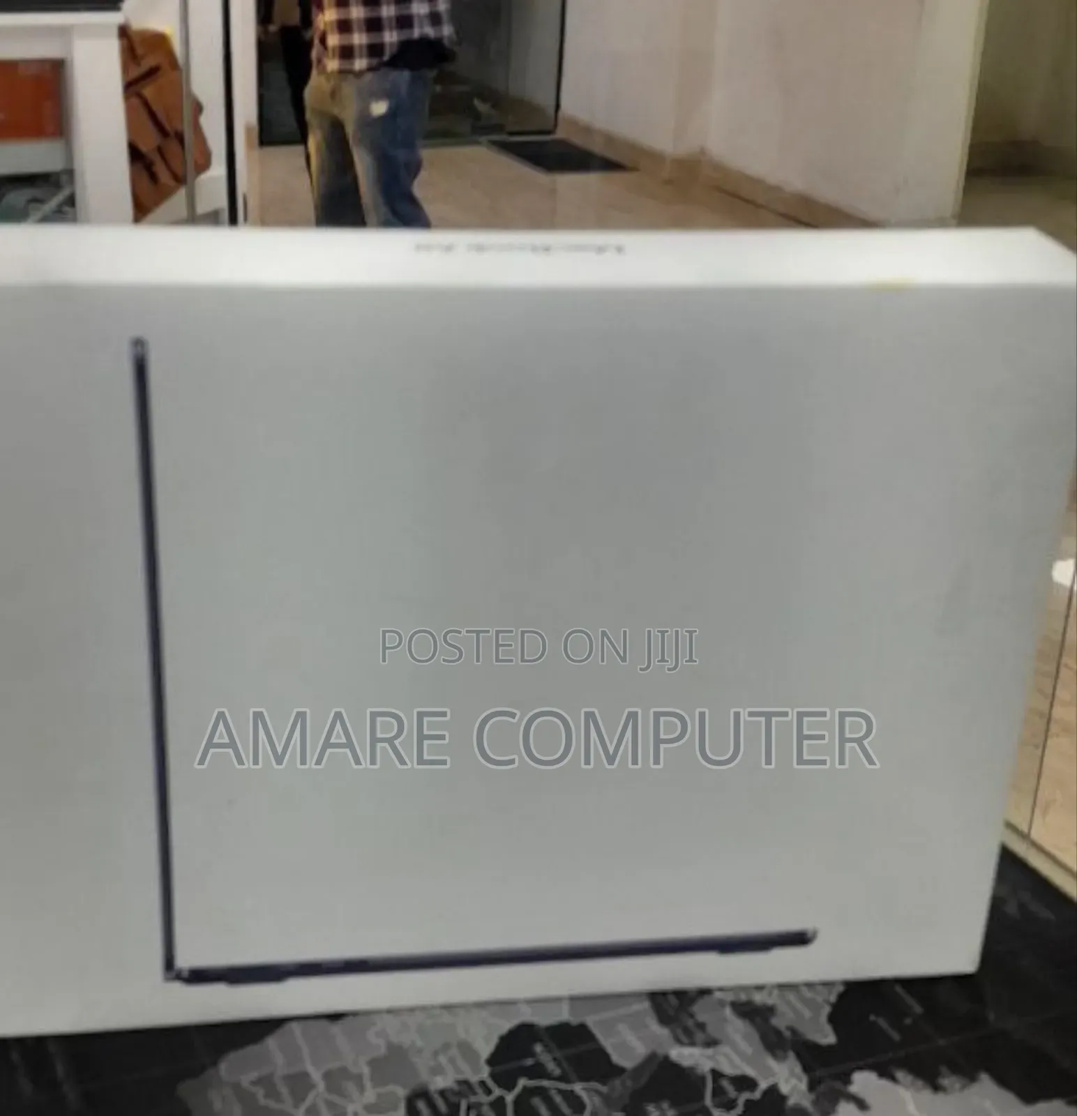 New Laptop Apple MacBook Air 2025 M4 13-Inch 16GB Apple M4 SSD 256GB