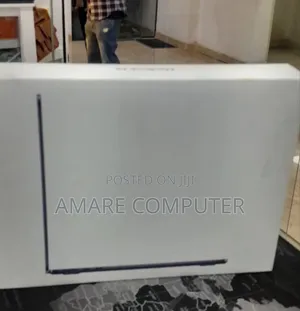 New Laptop Apple MacBook Air 2025 M4 13-Inch 16GB Apple M4 SSD 256GB