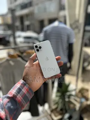 Photo - Apple iPhone 11 Pro 256 GB White