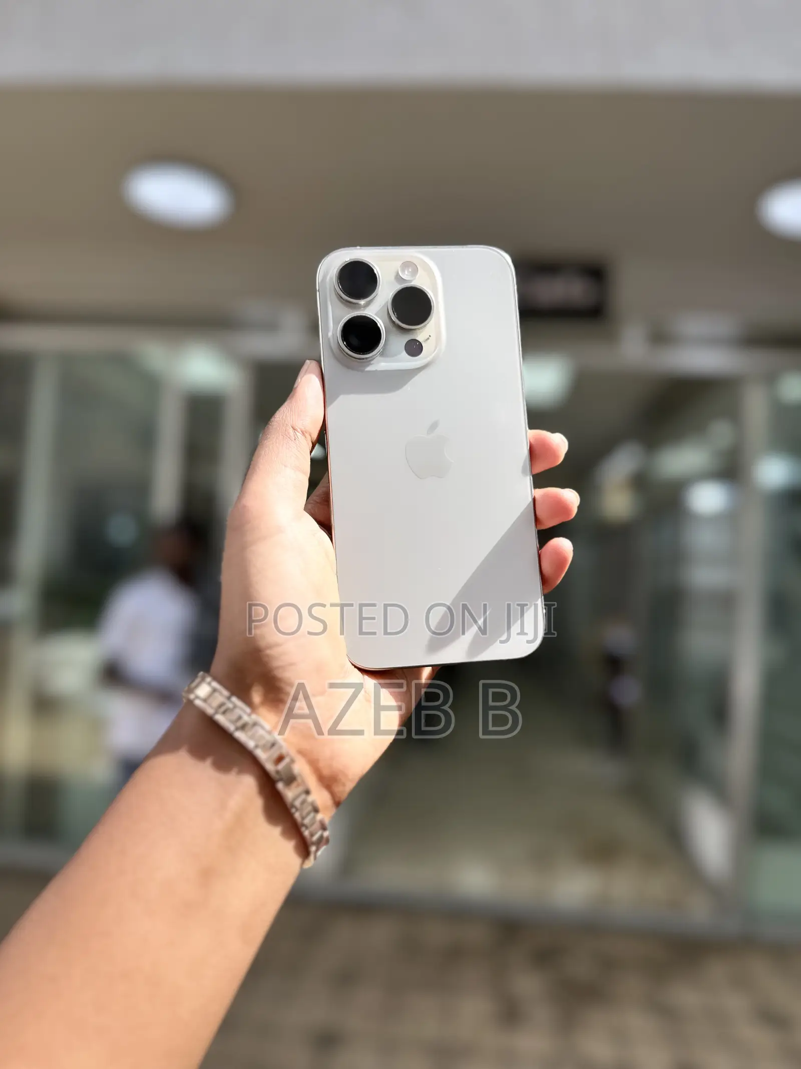 Apple iPhone 15 Pro 256 GB