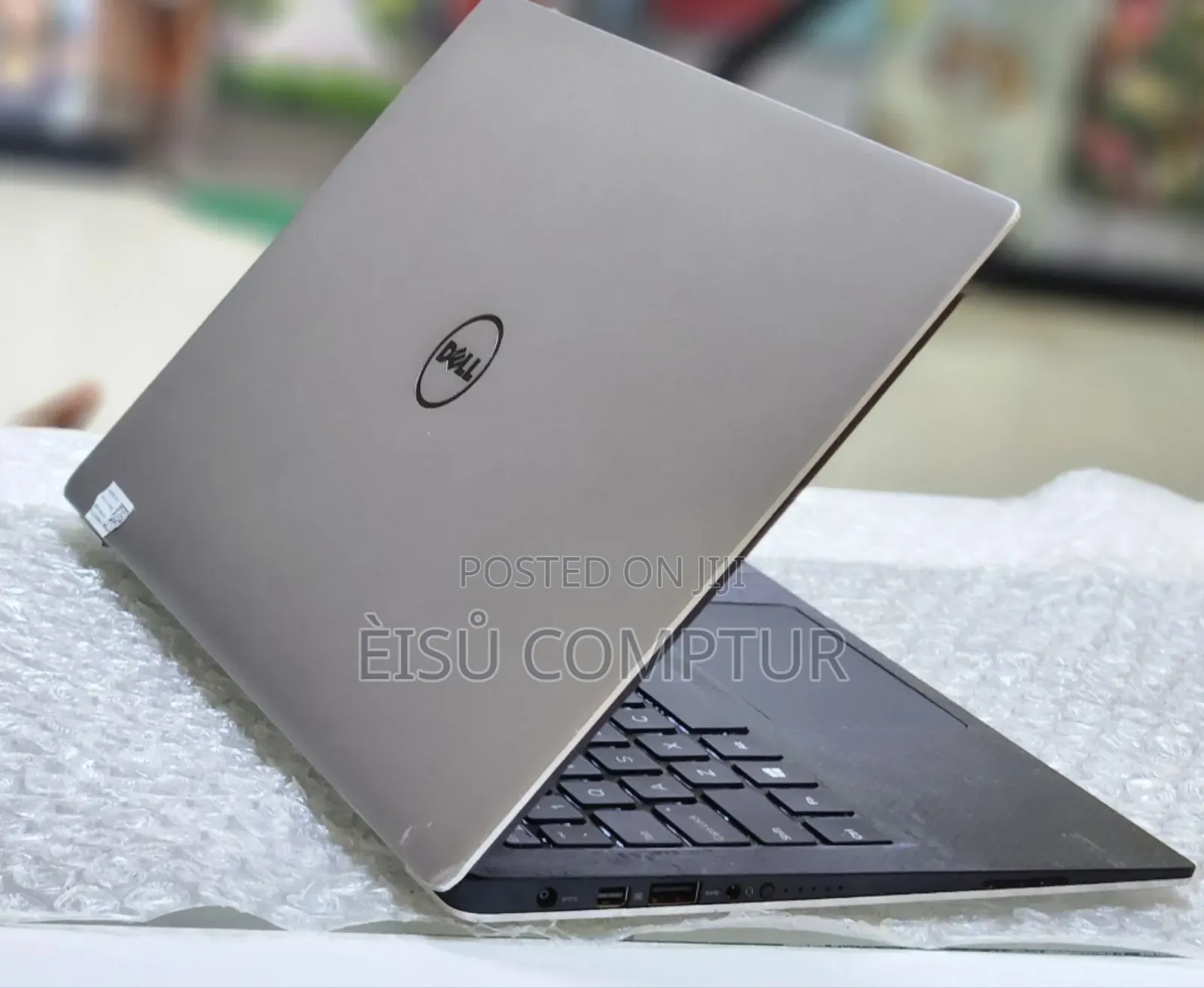 New Laptop Dell XPS 13 8GB Intel Core I7 SSD 256GB