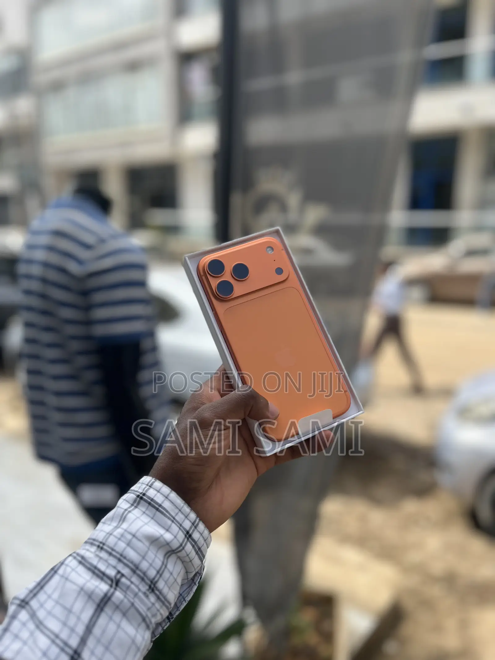 New Apple iPhone 17 Pro Max 256 GB Orange