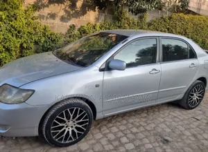 Toyota Corolla 2004 Silver