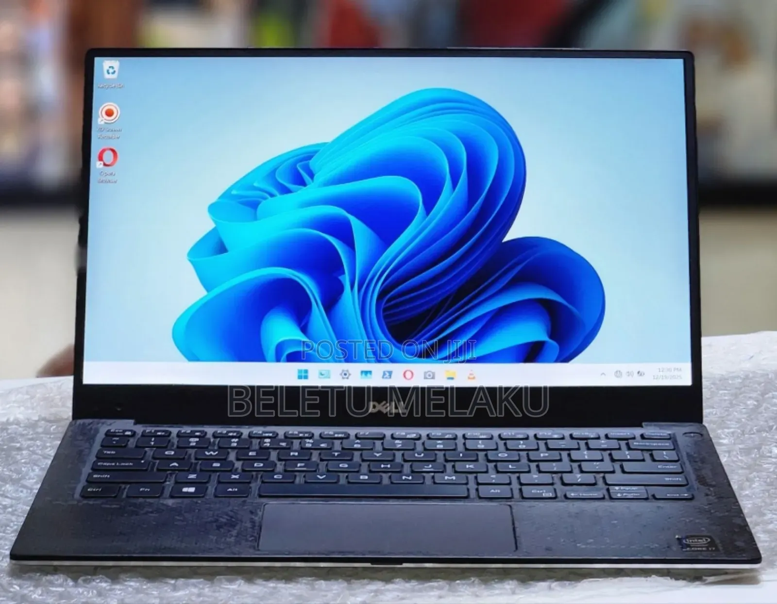 New Laptop Dell XPS 13 8GB Intel Core I7 SSD 256GB