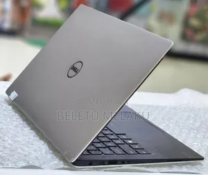New Laptop Dell XPS 13 8GB Intel Core I7 SSD 256GB