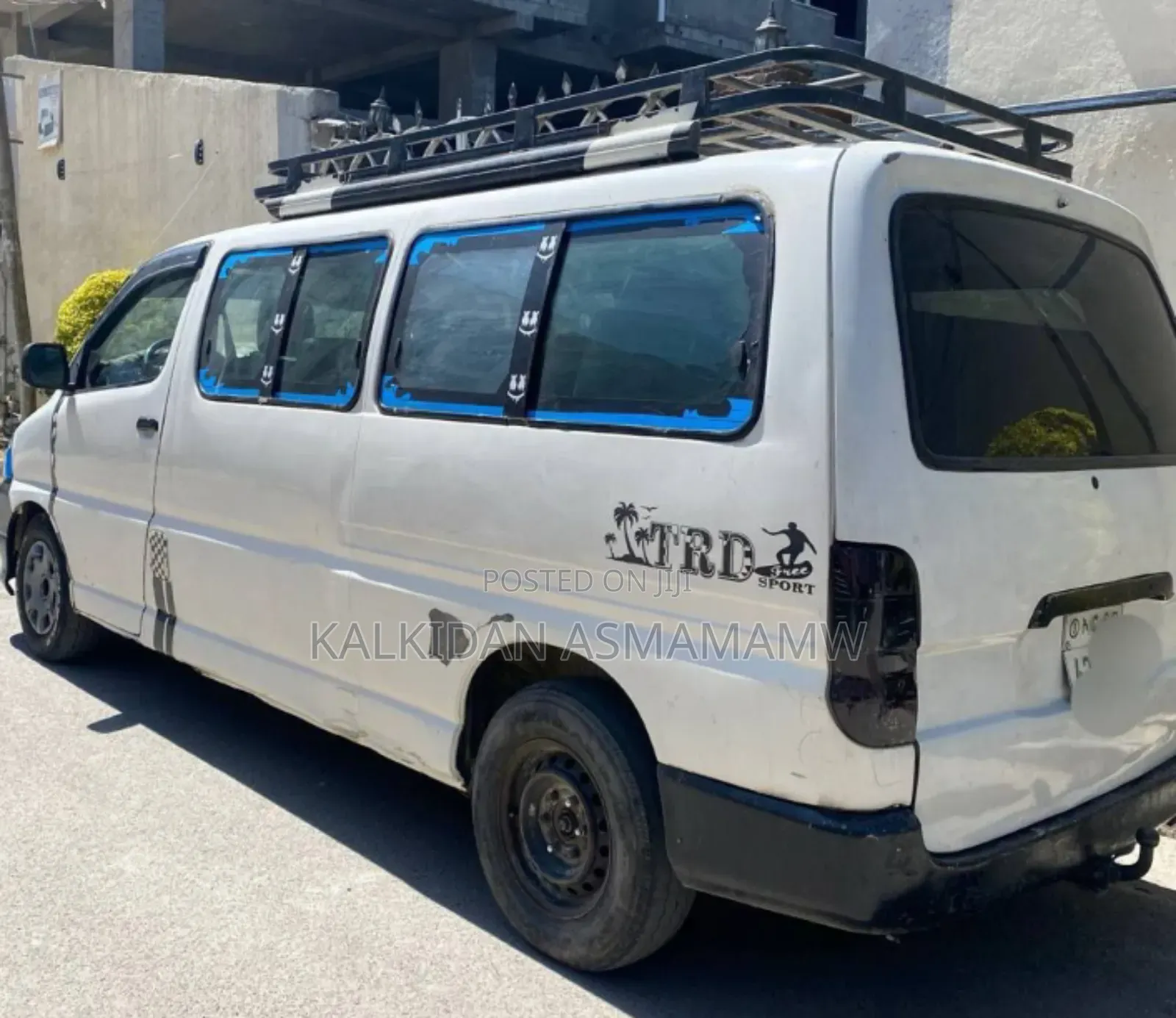 Toyota HiAce 2007 White