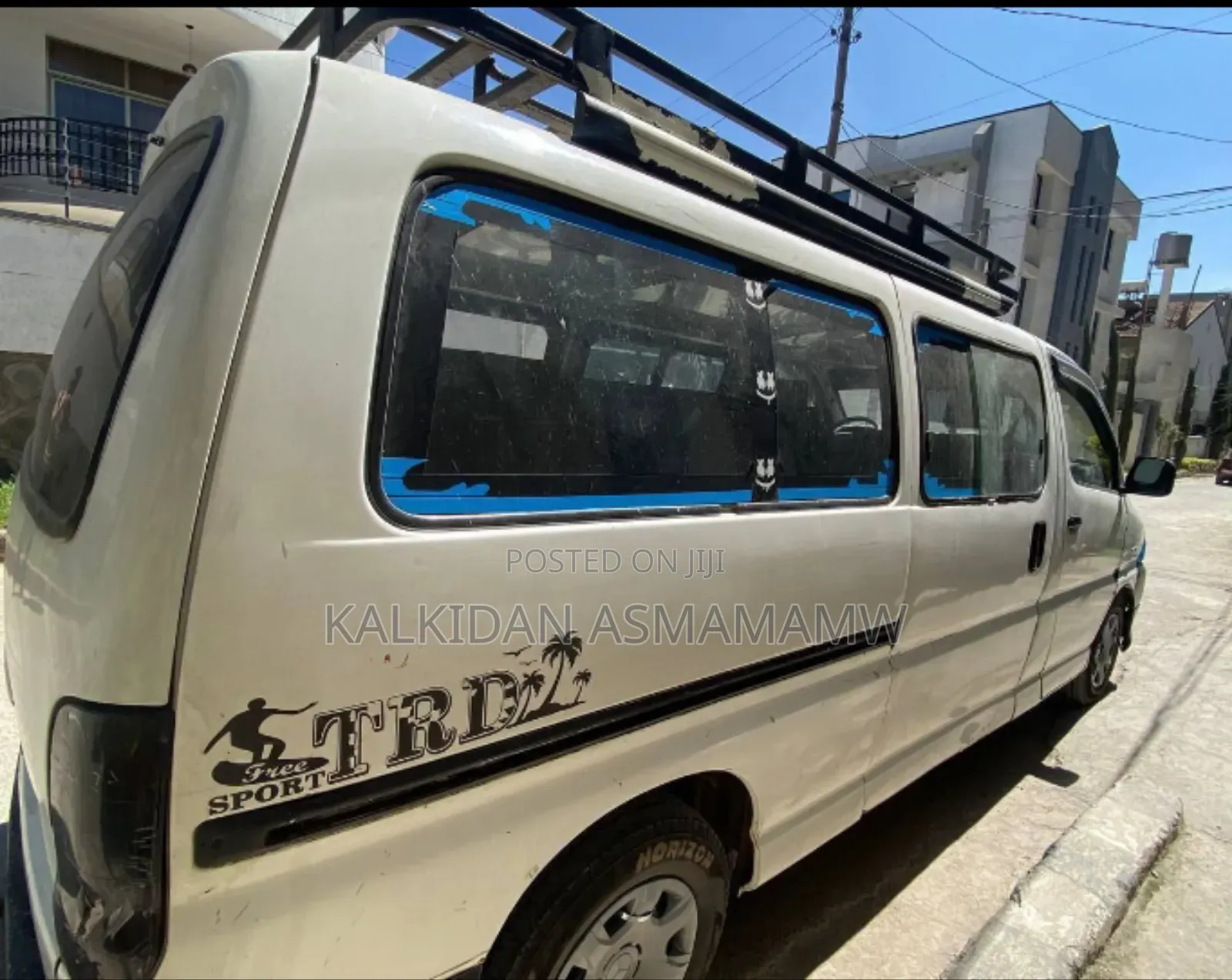 Toyota HiAce 2007 White