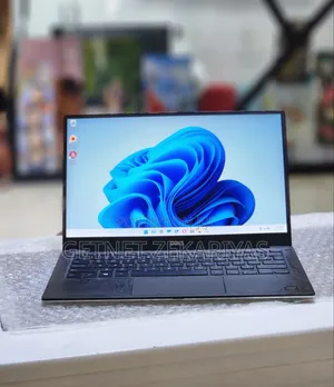 New Laptop Dell XPS 13 8GB Intel Core I7 SSD 256GB