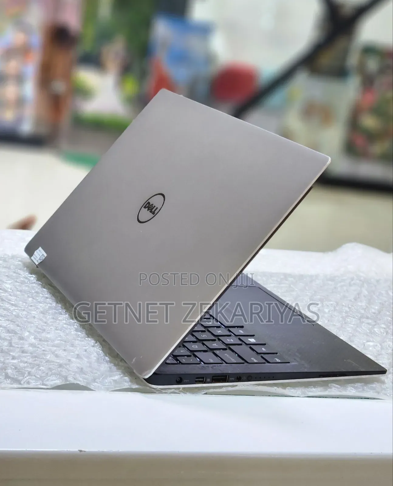 New Laptop Dell XPS 13 8GB Intel Core I7 SSD 256GB