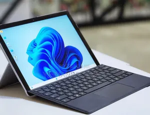 Photo - New Laptop Microsoft Surface Pro 7 16GB Intel Core I7 SSD 512GB