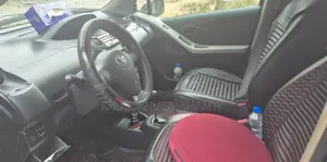 Toyota Yaris 2007 Blue