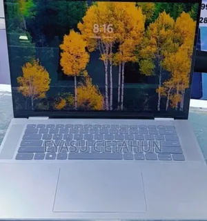 Photo - New Laptop Dell Inspiron 16 5620 16GB Intel Core I7 SSD 512GB