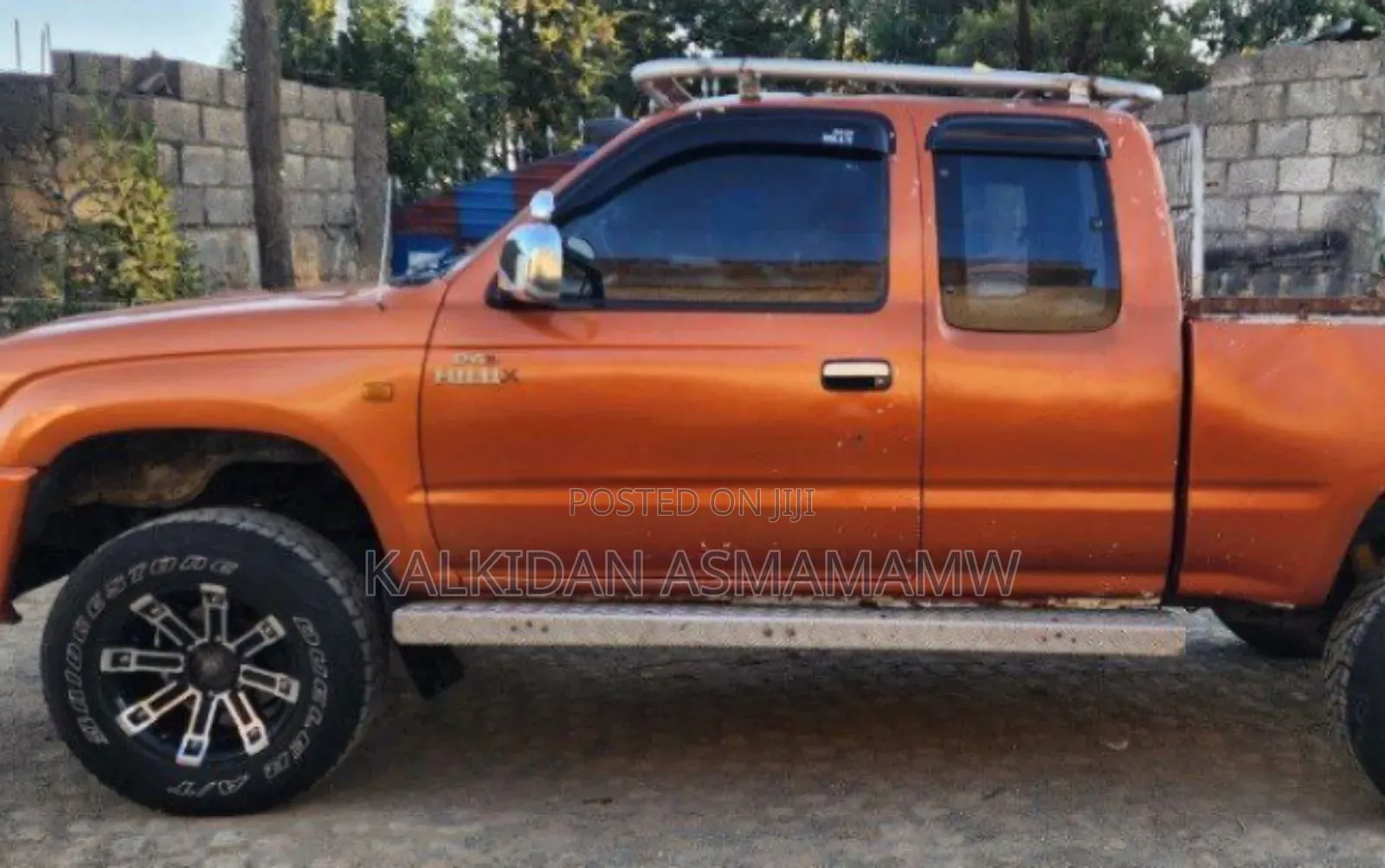 Toyota Hilux 1998 Yellow