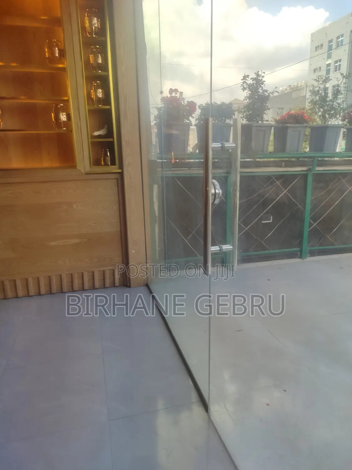 Rent for Cafe Bergery Coffe Shop and Other