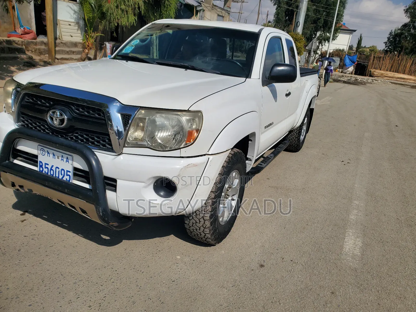 Toyota Tacoma Access Cab Automatic 2011 White