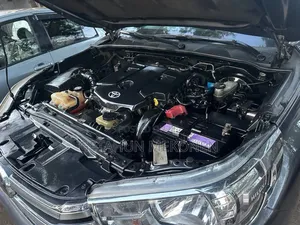 Toyota Hilux 2019 Gray