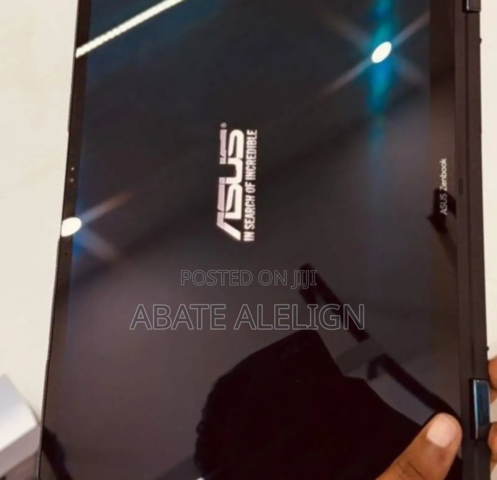 New Laptop Asus ZenBook 13 UX331UN 16GB Intel Core I7 SSD 512GB