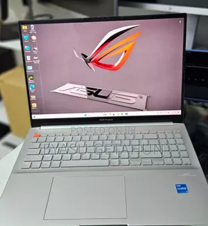 Photo - New Laptop Asus VivoBook 15 X505BA 16GB Intel Core I5 SSD 512GB