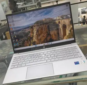 New Laptop HP Pavilion 14 16GB Intel Core I7 SSD 512GB