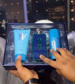 Photo - Afnan 9am Dive Gift Set for Men