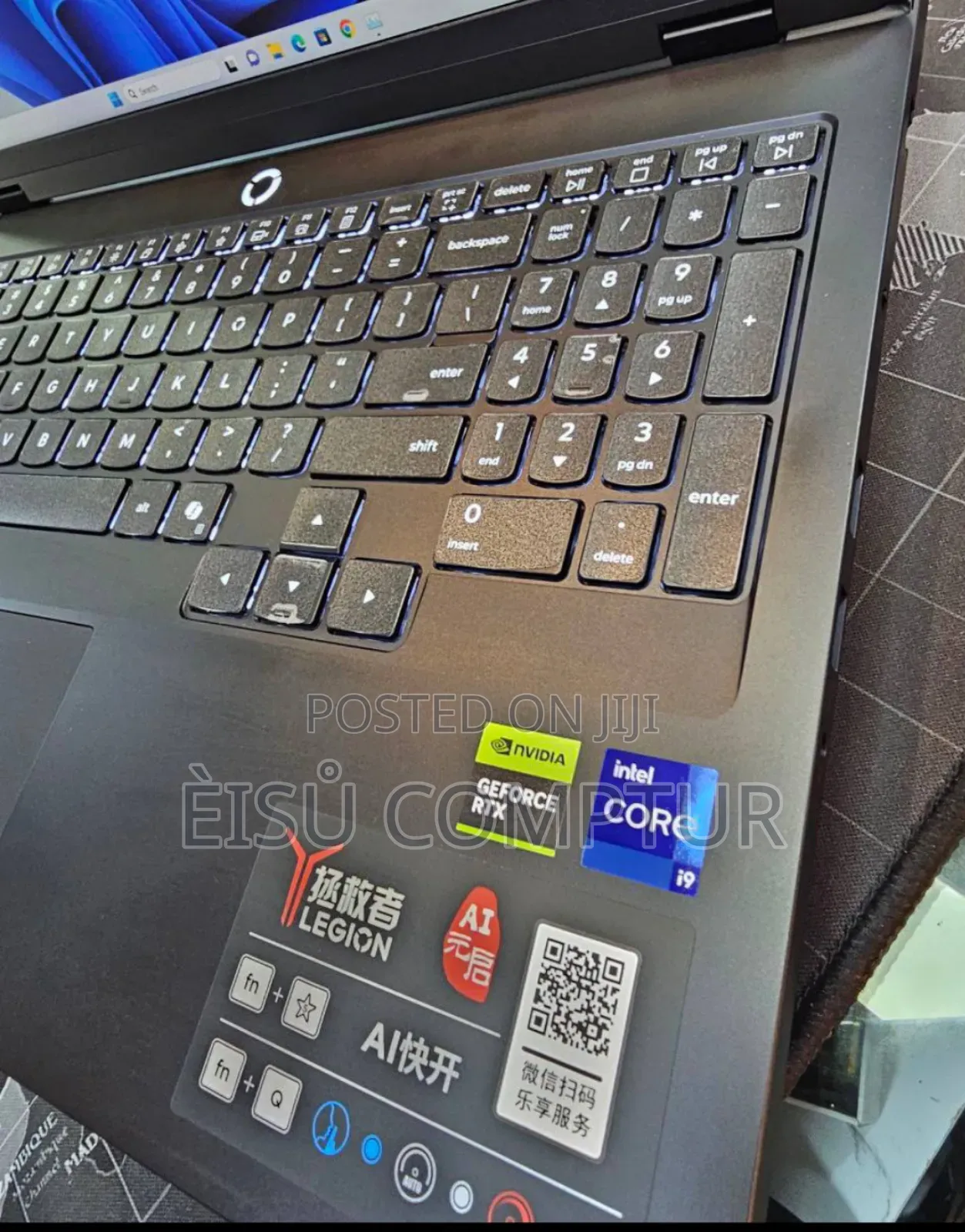 New Laptop Lenovo Yoga 700 16GB Intel Core I9 SSD 1T