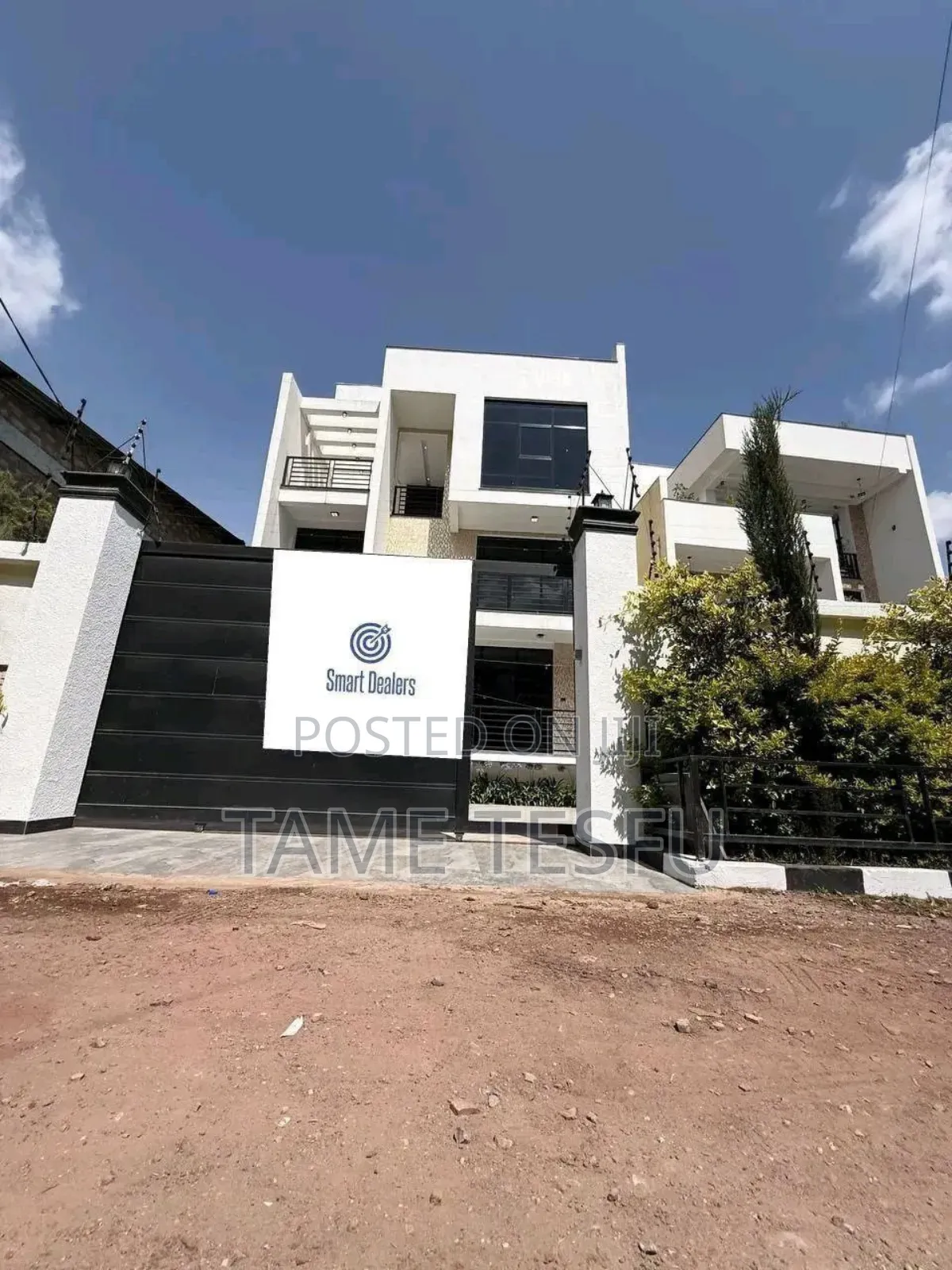 Furnished 8bdrm House in ቦሌ, Bole for sale