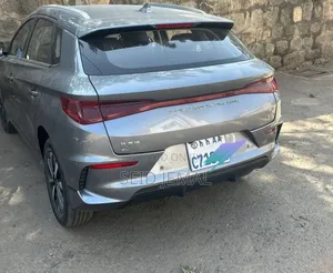 BYD E2 43 kWh 94 hp FWD 2025 Gray